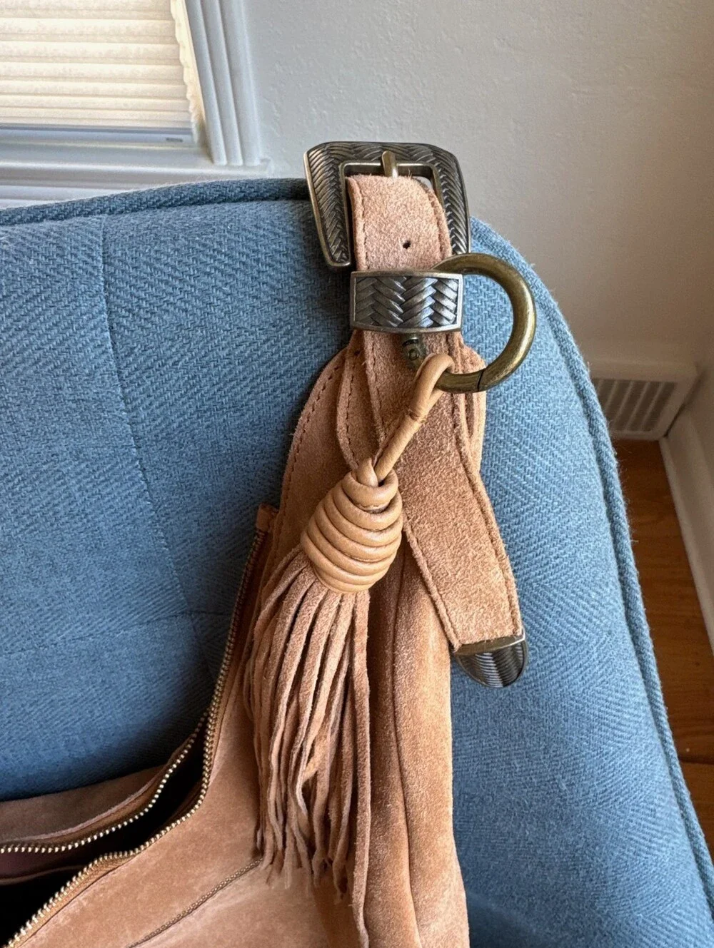 Vilenca Holland 100% Genuine Leather Suede Hobo Shoulder Bag – Light Tan – NWT